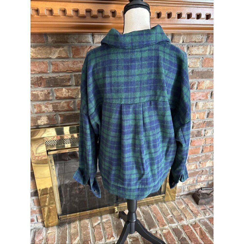 Lularoe Green Plaid Fleece jacket Size XL - Picture 3 of 7